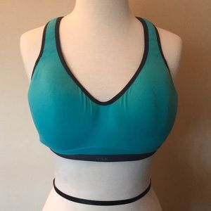VSX sport bra